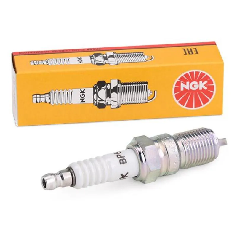 Nejlepší Cena NGK Standardní svíčka BP6EFS - NGK Standardní svíčka BP6EFS ► koupit online na FC-Moto